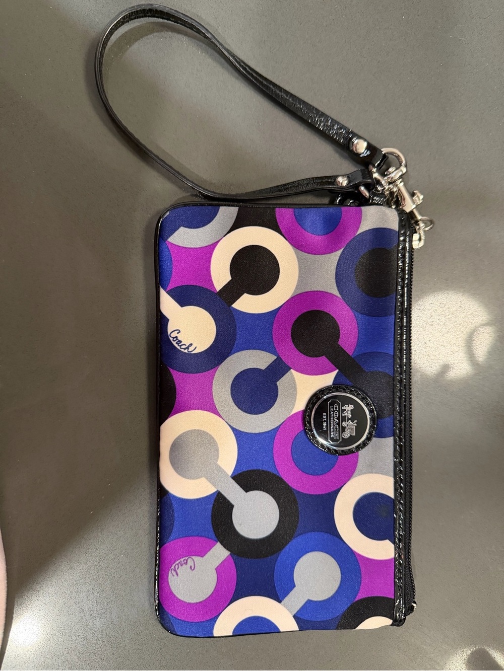 Adorable Coach Purple, Blue & Cream Geometric Wristlet Wallet